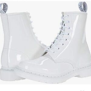 Dr. Martens Chesney White Patent Leather Boots Ladies Size 8